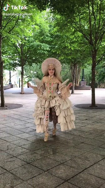 Historical Fashion at DragonCon 2021