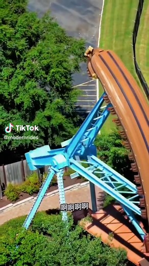 Thrilling Pirate Ship Ride at Amusement Park | Rocking Ship Videos