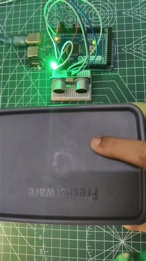 Ultrasonic sensor brightness control #electronics #shorts #viral #shortsviral #arduinoproject