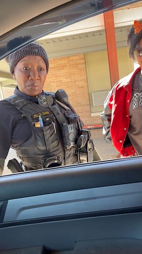 He switch on them in a minute | Elizabeth Duplechain