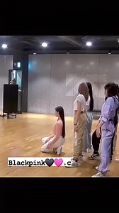 1.6M views · 10K reactions | HOW TO BE A JUDGE LIKE LISA???勺 #BLACKPINK #JISOO #jennie #Lisa #Rosie #followerseveryonehighlights #fypシ゚viralシfypシ゚ #fypviralシ #fypシ #fypageシ | Unique vlog | Facebook