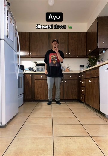 Been asked for this tutorial from too many people so just wanted to slow it down a bit 🕺🏽 #ayo #tutorial #dance #foryoupage #mensfashionwear