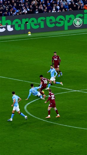 Manchester City on Instagram: "Timed to perfection 👌"