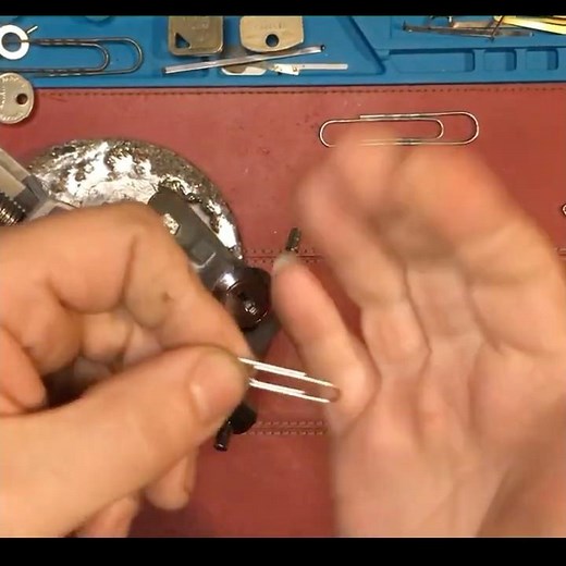 Picking a filing cabinet wafer lock with 1 paperclip