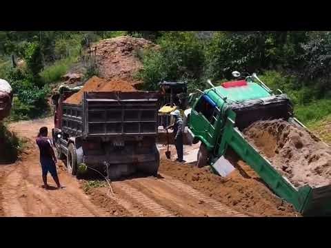 Truck Stuck in Deep Sand – Heavy Recovery Action! #pov