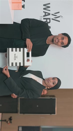 Wara Fragrance to the world #Warafragrance @Xamdi_harago Make up art 🐬💄 @Muscab12 @@Faraska-Madow @Sadamkeyow🔹 @Happyahmedhilwa @HOTHAN💕 @KASHKA🎶🎶