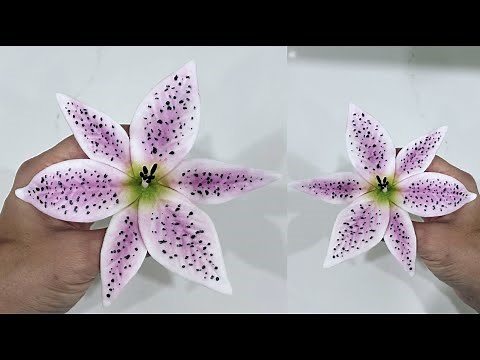 How to make fondant flowers WITHOUT WIRES | Cake decorating tutorials | Sugarella Sweets