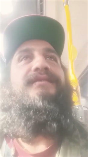 on da bus cusz im bussin pretty spiking hu?!?