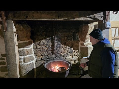 Chimney Renovation: Lighting The First Fire, Let's Cook!