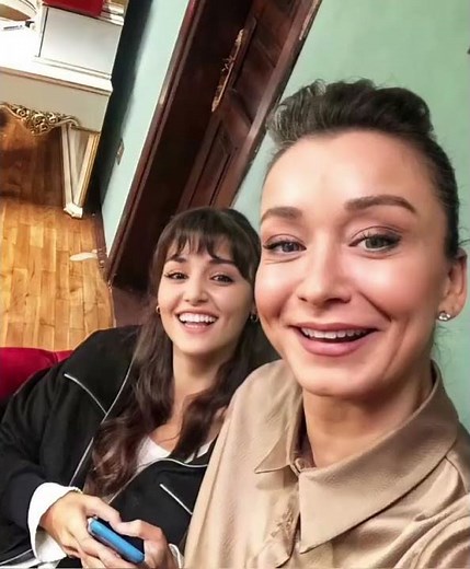 Unforgettable Chemistry! Hande Erçel & Buğra Gülsoy's Secret Moments ❤️ #Azize #shorts