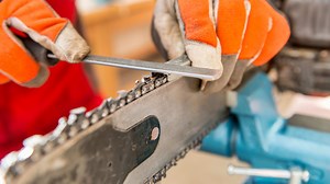 ¿Cómo afilar la cadena de una motosierra?