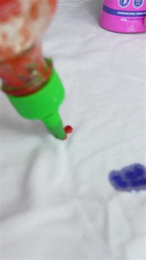 Soße & Tinte von weißen Shirt entfernen 🤯