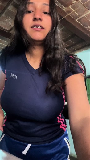 Videos de LauraRobles (@laurarobles9681) con “sonido original - LauraRobles”