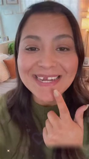 watch me DIY a tack tooth in a minute#dentadura #faketeeth #brokentooth #thermal #moldablefalseteeth