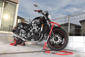 【ユーザーレポート】重量級の旧Vmaxも上げられるJ-TRIPメンテスタンド！ | 【モトメガネ】バイク・オートバイ|自動車・クルマ|キャンプのニュース情報