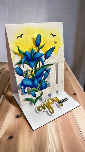 2.2K views · 143 reactions | I seem to be making ALOT of floral cards at the moment and another Garden Gate card. This time as an Easel card. Check out the full tutorial over on my Mixed Up Craft YT channel. Also if you’re a @craftstash VIP you can enjoy past Papercraft Society boxes for £15.99, thats 40%off!!! | Mixed Up Craft | Facebook
