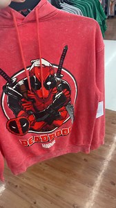 3.5K views · 12 reactions | Vean lo que encontré en Walmart USA, ¿me harán descuento por el error? #deadpool #descuento #walmart #sueter #fail #error | Alex Fernández Guz | Facebook