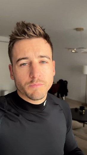 Pieniądze > Miłość. 👉🏻Odbierz darmowe szkolenie biznesowe z instrukcją jak budować pasywne firmy! Skomentuj “chce”, a wyślę Ci link i działamy! 📈👨🏻‍💻 🚨Tylko 73/500 miejsc dostępnych! | Kamil Bełz