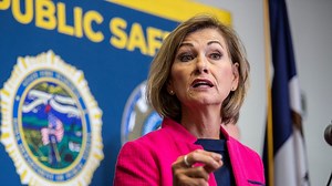 Gov. Reynolds responds to new CDC mask recommendations