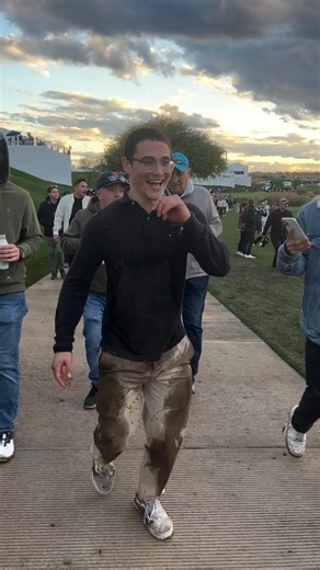 115K views · 47 reactions | How to get banned from #wastemanagement2025 in 30 seconds or less. #golf #phoenix #arizona via/barstoolarizona | GolfDiscount.com | Facebook