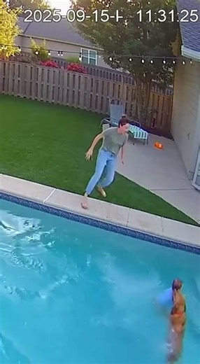 🦮💦 Golden Retriever Saves Toddler From Drowning—Security Camera Footage 📹