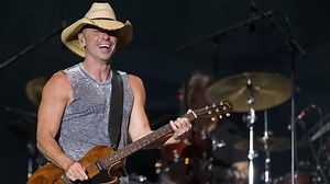 36 songs that have the word 'Tucson' in them