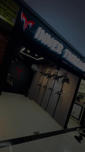 Dreams Come True: Inner Threads Shop Showroom Decoration Ideas