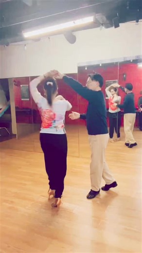 Basic Salsa dance lesson | Dianne L. Garcia