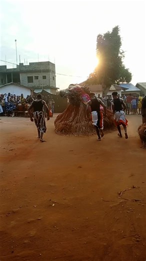 Les Zangbetos de Sahouè Doutou 🇧🇯🥰🙏 #vues #toutlemonde🌍 #pourtoii #culture #percersurtiktok