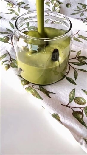 Easy Matcha Smoothie for Steady Energy 🌿 | 5-Minute Recipe