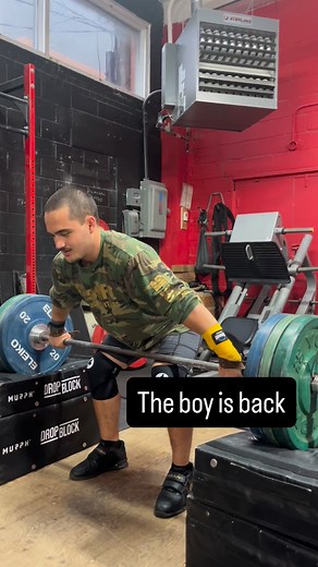 Después de unos meses de recuperación @ibanezweightlifting2 is back thanks @drmorosportmd @halterofilia_nl @oly.lion @idelfonsoechenique @sion_club_halterofilia @garzafoxteam @coachabigail @crossfitguerriers | Ciro Ibañez