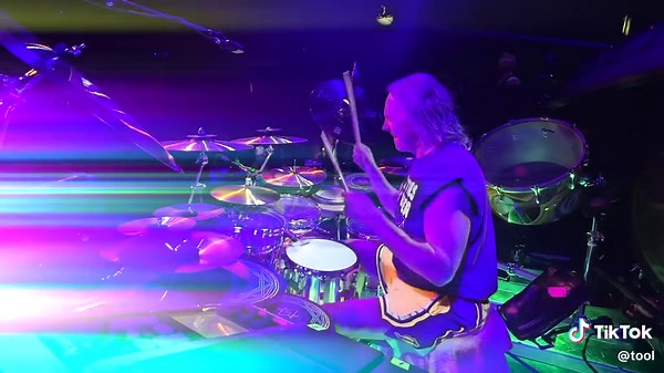 Tickets and VIP packages are on sale now for our remaining 2023 tour dates and recently announced 2024 tour dates in North America. For find the closest date to you and purchase a ticket or VIP package, head to the link in our bio. 🎥: Scott Moran