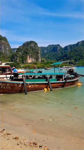 Krabi Islands tour Poda island #krabi #krabiisland #krabitrip #podaisland #bangkok #thailandinsider