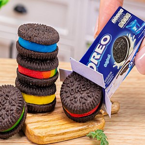 Fancy Miniature Oreo Cake Decorating. | Yummy Cakes