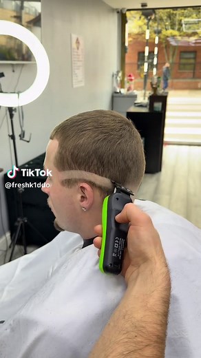Buzz Cut & Skin Fade Tutorial