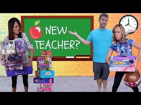 A New GOOD Teacher at Toy School !!!