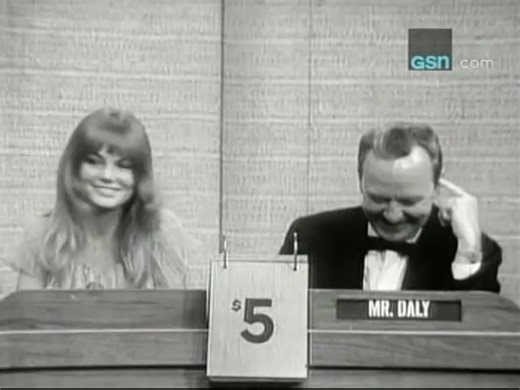 Jean Shrimpton tries to stump the panelists on What's My Line (June 4, 1967, 3:51). | Midcentury Fashion