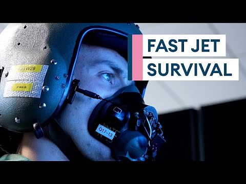 New fast jet pilots push their bodies to the limit