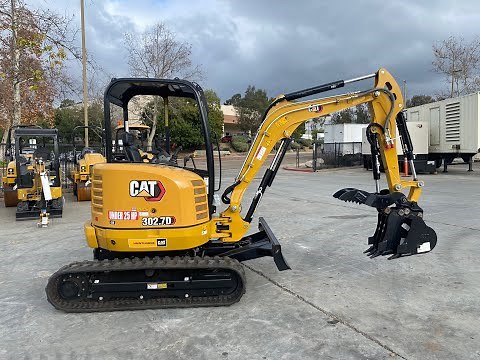 Installing Hydraulic Thumb on Cat Mini Excavator