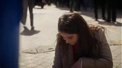 This says more about you than about the viewers. The fact that you’re too ignorant to realize that there are genuinely people who have nothing is telling. But hey, good to see how “empathetic” you are. Maybe it’s time to read a book or find a job instead of spending so much time on a series you don’t even watch #SevdiğimSensin #dicer