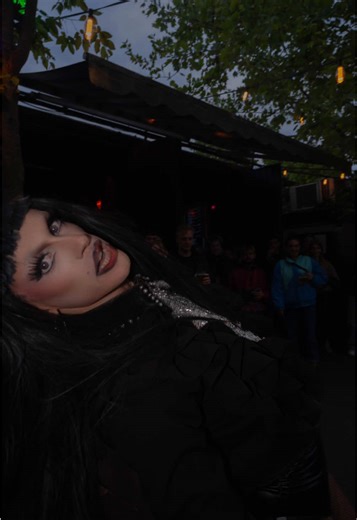 they should know I'm coming 🔪☺️ #dragberlin #dragqueen #mayhem #killah #littlemonsters