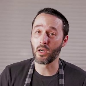 This oven roasted zucchini parmigiana has no breadcrumbs, making it quicker, easier, and lighter than the breaded version. It still tastes amazing, so what are you waiting for? Give it a try! #zucchinirecipes #parmigiana | Sip and Feast