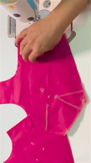 Neat look lining blouse stitching in very easy method. #liningblousestiching #blousestiching #simpleblousestiching #fashion #sewing | gowri tailor