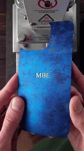 ASMR leather vibes 😌📱 crafting a real leather phone case from scratch — every cut and stitch sounds so satisfying 🔥 #asmr #leathercraft #handmadeleather #satisfying #crafttok