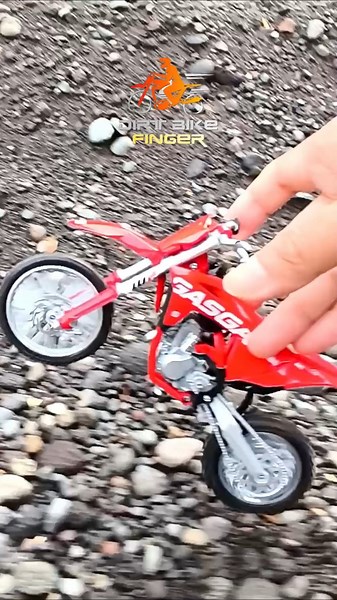 Mini Dirt Bike Off-road Battle! Kawasaki KX450 vs GASGAS MC 450 #shorts #america #dirtbike #offroad