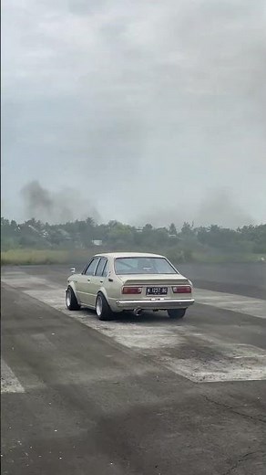 COROLLA KE30 FIRST RACE