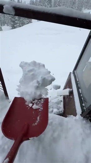 14+ Inches at Red Mountain Pass