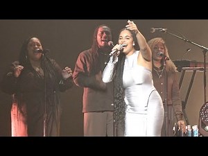 Jorja Smith, On My Mind (live), Fox Theater, Oakland, August 28, 2022 (4K)