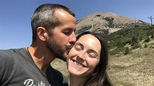 Chris Watts’ mistress shared last text he ever sent her hours after killing wife and daughters