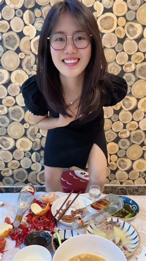 The world after drinking is so wonderful and enchanting.